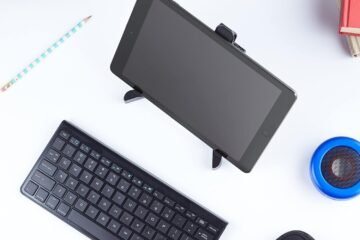 Adjustable Tablet Holder Portable Stand – Black Review